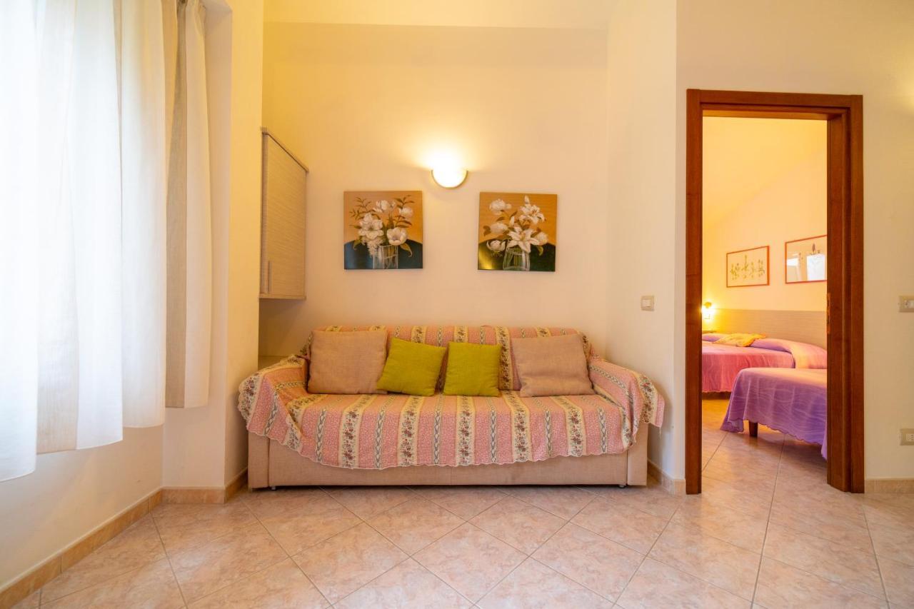 Ferienwohnung Casa Pepe - Goelba Pomonte Exterior foto